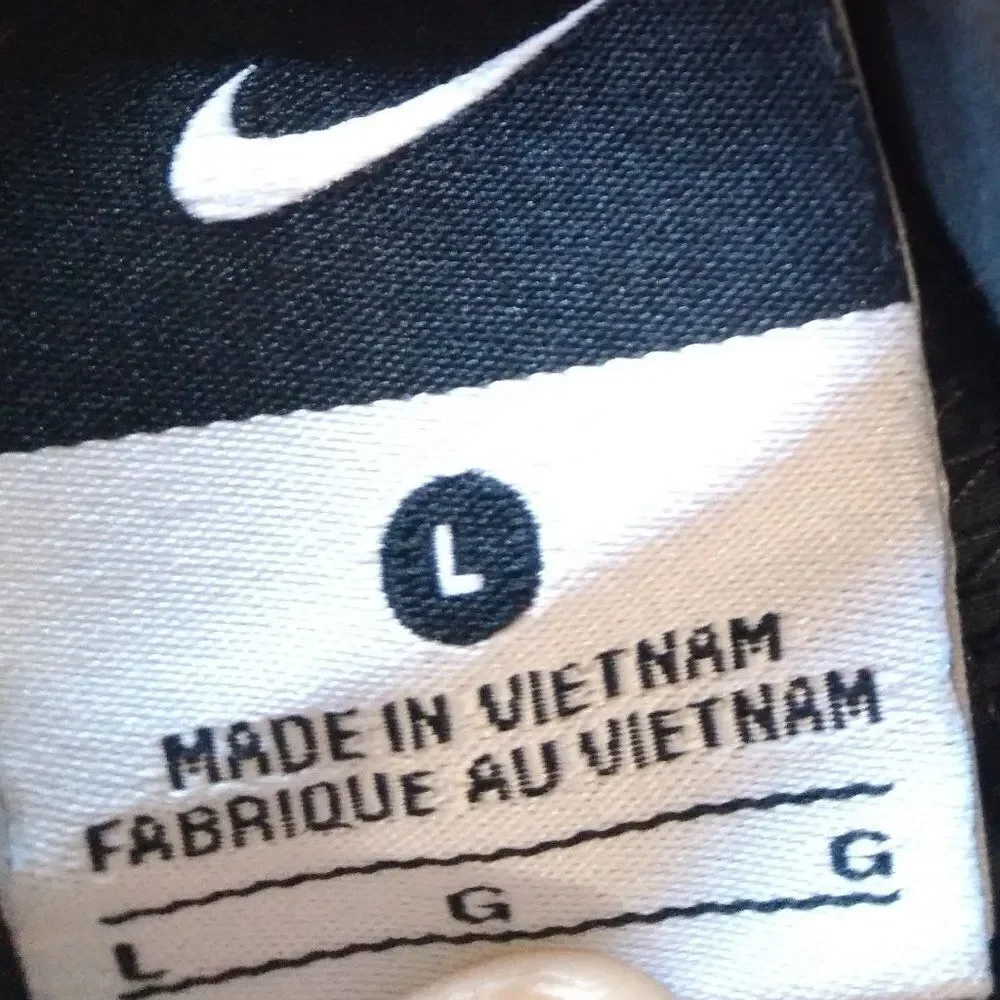 Nike vintage wind